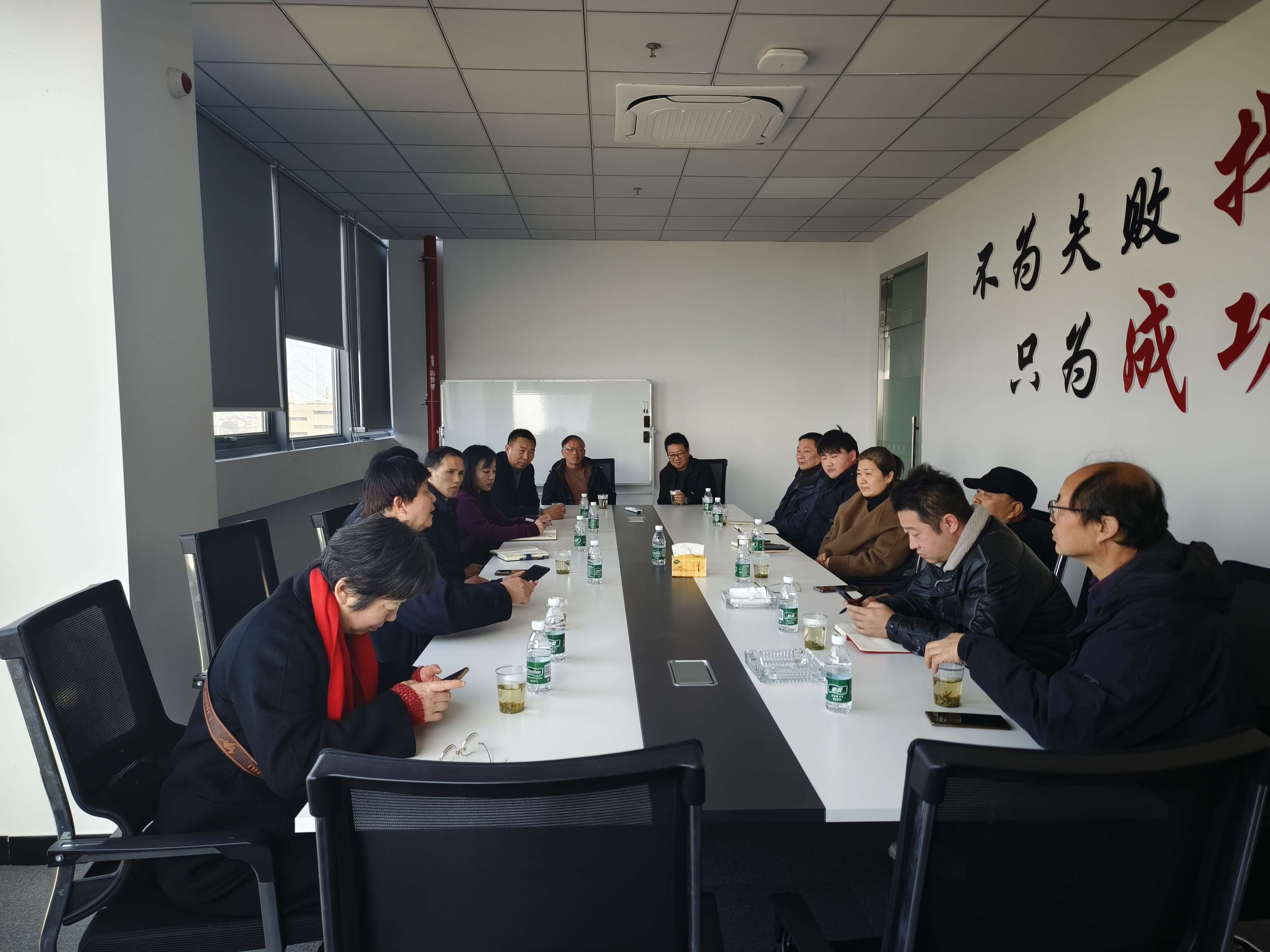 “產(chǎn)教融合，共育未來(lái)”---蘇州曼光與無(wú)錫金茂攜手共譜新篇章！