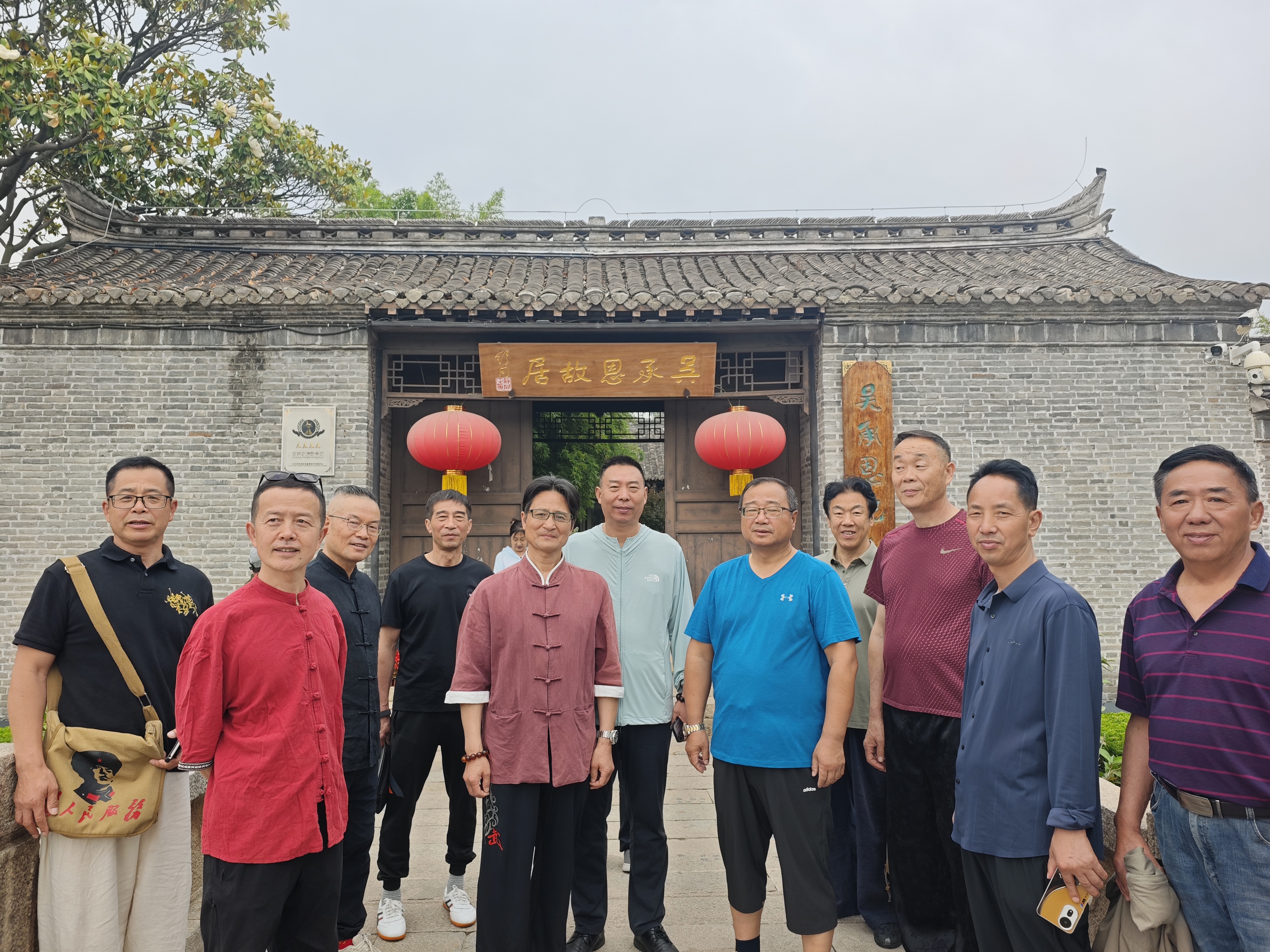 南少林天罡門法脈傳人周真生  攜眾弟子夜游淮安古城